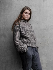 ADRIANASWEATER - Icelandic