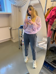 JAINSWEATER - English