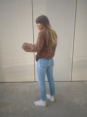 MÍN HLEOPARDSPEYSA - Enska