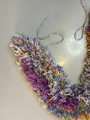 FURRY NECKWARMER - Icelandic